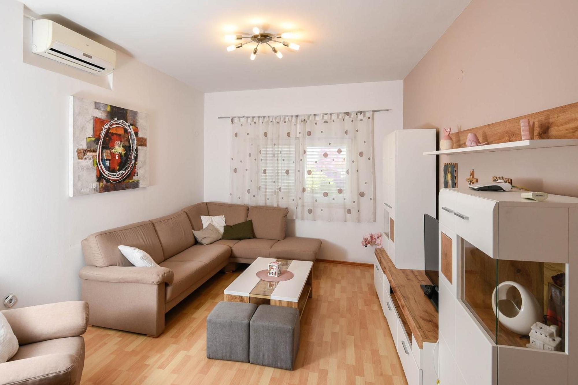 Apartments Karla Orebić Rum bild