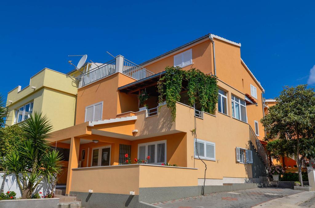 Apartments Karla Orebić Rum bild