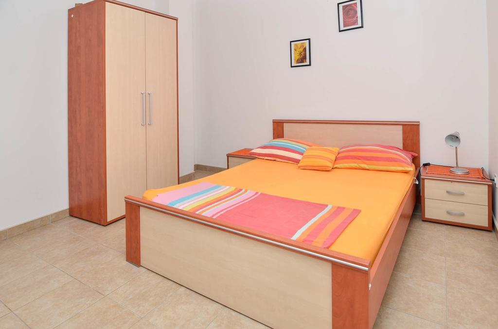 Apartments Karla Orebić Rum bild