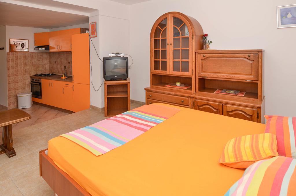 Apartments Karla Orebić Rum bild